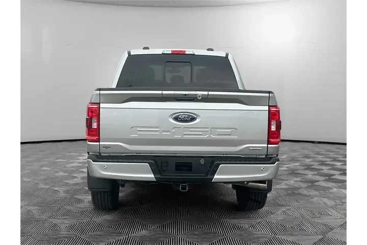 $39730 : Ford F-150 2023 4x4 XLT 4dr image 4