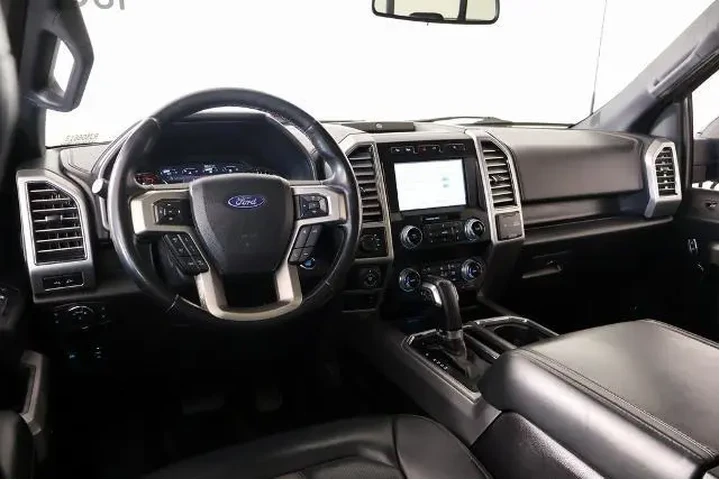 $31285 : Ford F-150 2020 4x4 Platinum image 2