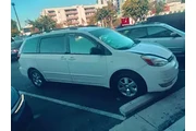 2004 TOYOTA SIENNA LE en Los Angeles