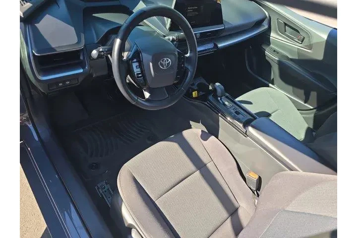 $26995 : Toyota Prius 2024 LE 4dr Hat image 7