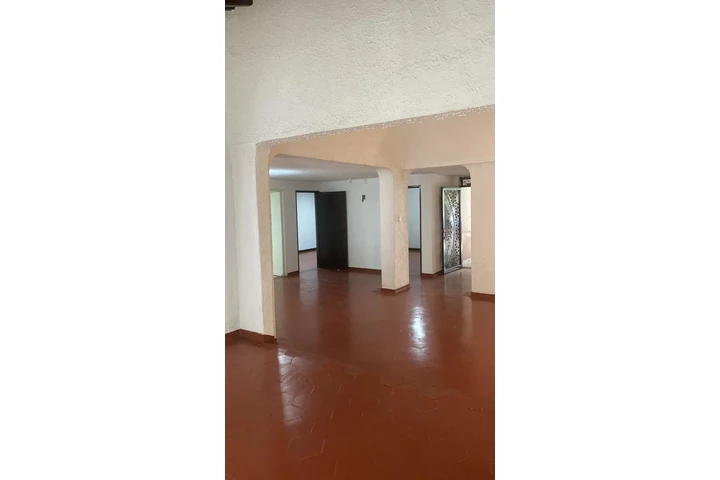 $5000000 : Casa Barrio La Flora - CALI image 4