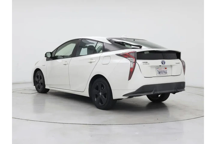$15998 : Toyota Prius 2016 Four Touri image 2