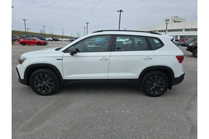 $21000 : Volkswagen Taos 2022 AWD S 4 image 2