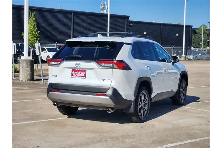$39985 : Toyota RAV4 Hybrid 2025 AWD image 7