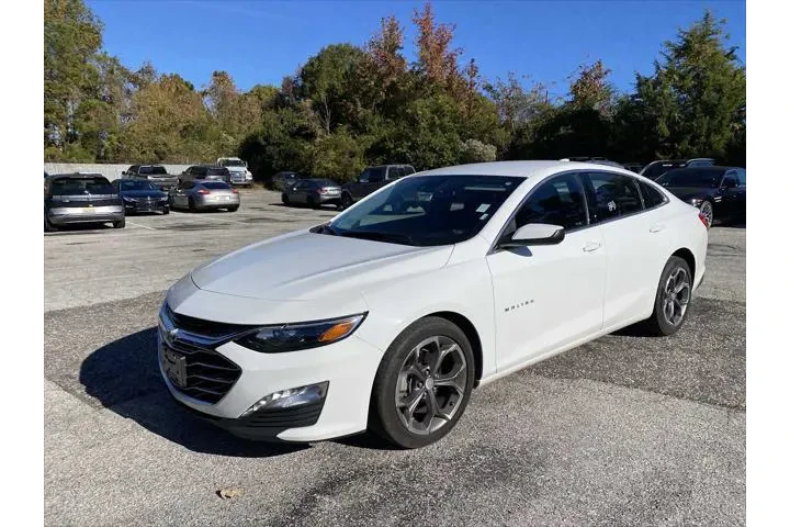 $19989 : Chevrolet Malibu 2024 LT 4dr image 5