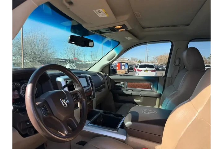 $34000 : Ram 3500 2012 4x4 Laramie 4d image 4