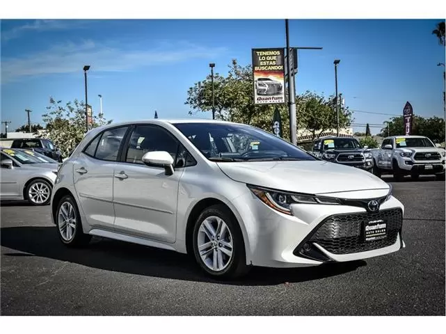 $19995 : 2019 Toyota Corolla Hatchback image 2