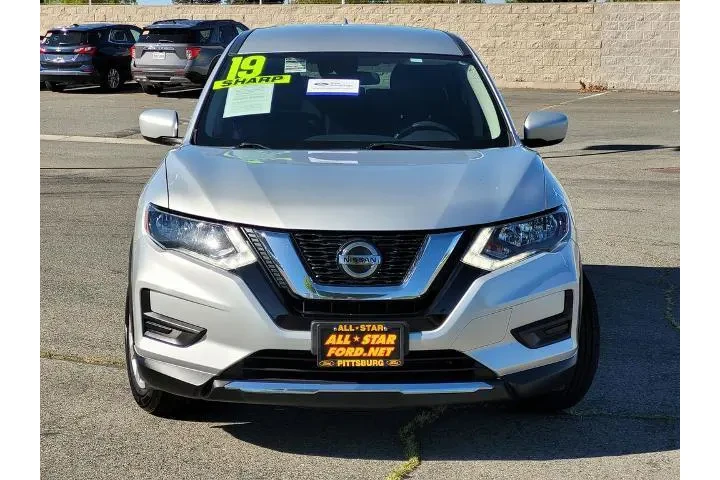 $17900 : Nissan Rogue 2019 S 4dr Cros image 2