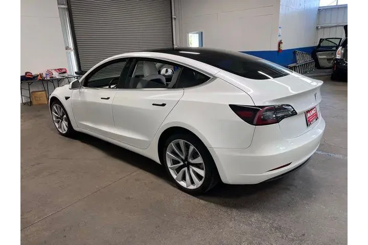 $19940 : Tesla Model 3 2020 AWD Long image 5