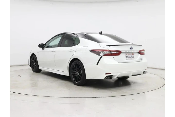 $25998 : Toyota Camry Hybrid 2021 XSE image 2