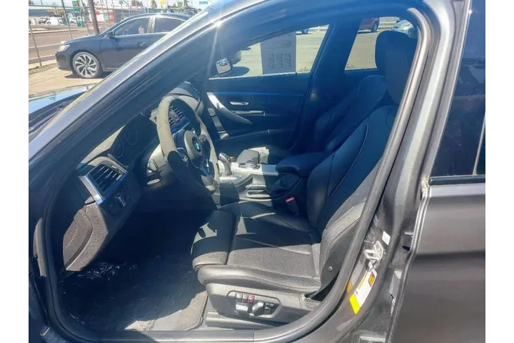 $29995 : 2018 BMW 3 Series 340i image 10