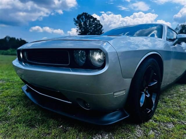 $19900 : 2012 DODGE CHALLENGER image 5