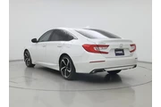 $18998 : Honda Accord 2019 Sport 4dr thumbnail