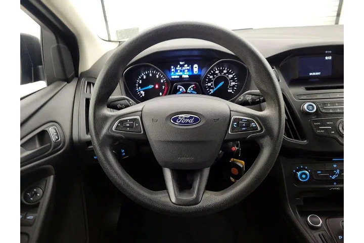 $9998 : Ford Focus 2017 S 4dr Sedan image 10