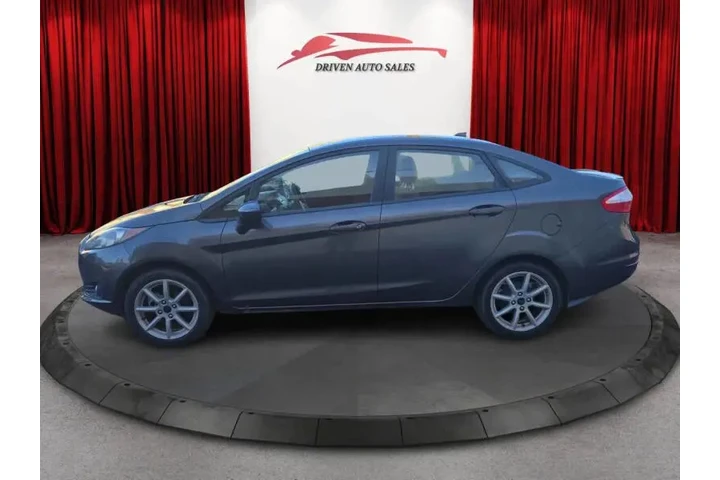 $8999 : 2019 Fiesta SE image 9