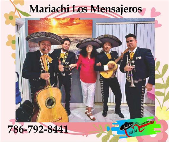 Mariachi los Mensajeros image 3