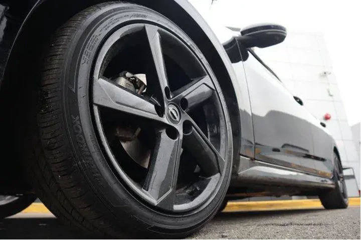 $18750 : Nissan Sentra 2024 SR 4dr Se image 9