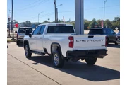 $35499 : Chevrolet Silverado 2500HD 2 thumbnail