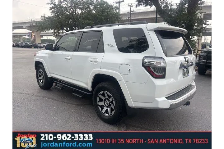 $25925 : Toyota 4Runner 2020 4x4 SR5 image 5