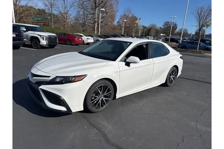 $23195 : Toyota Camry 2022 SE 4dr Sed image 7