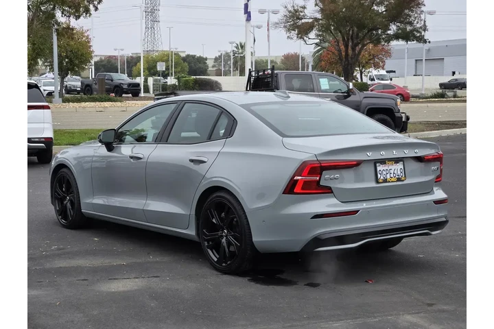 $28990 : Volvo S60 2024 AWD B5 Plus D image 7