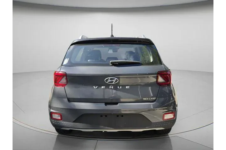 $19356 : Hyundai VENUE 2023 Limited 4 image 5
