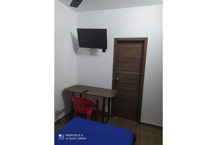 $580000 : HABITACION AMOBLADA ESTUDIANTE image 5