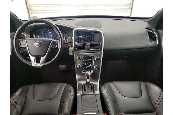 $15998 : Volvo XC60 2016 T5 Drive-E P image 9