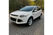 2013 Escape Titanium en Atlanta