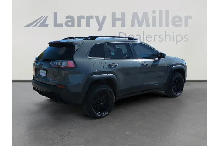 $17995 : Jeep Cherokee 2022 4x4 X 4dr image 5