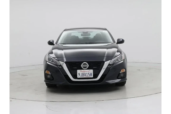 $17998 : Nissan Altima 2019 2.5 SV 4d image 5