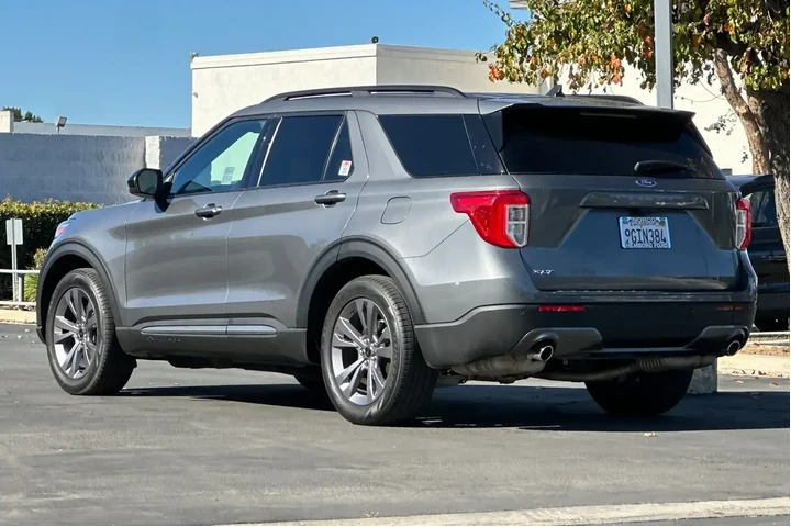$28981 : Ford Explorer 2023 XLT 4dr S image 6