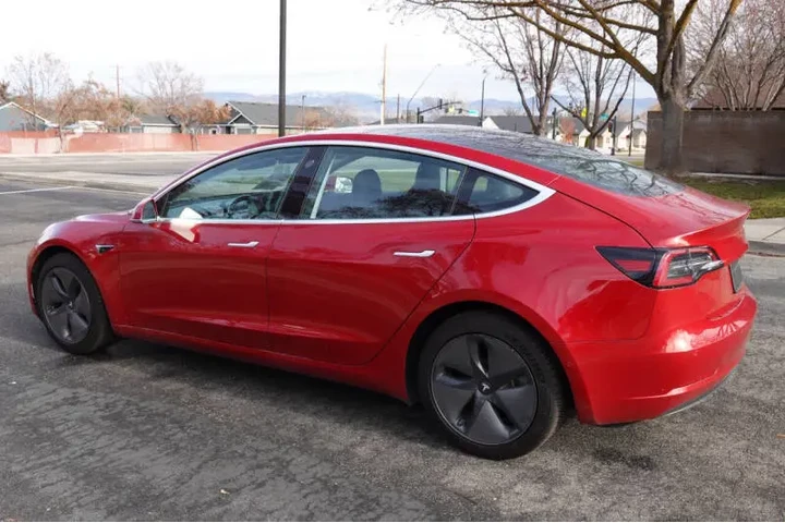 $16500 : 2018 Model 3 Long Range image 7