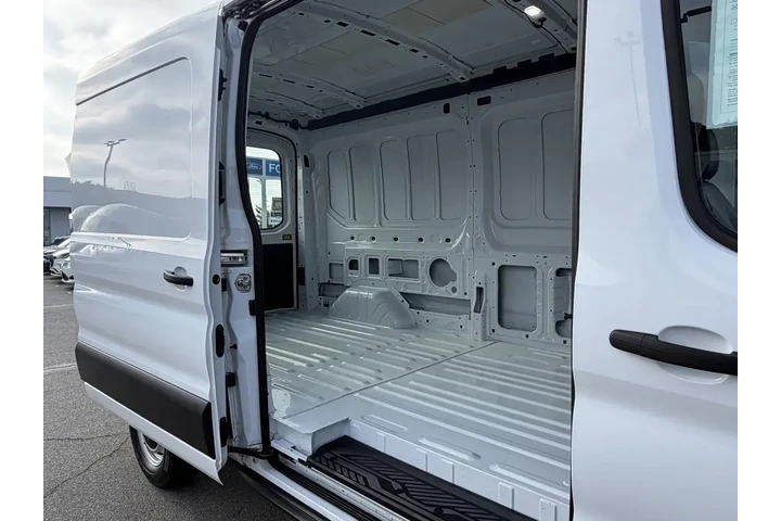 $39995 : Ford Transit 2023 250 3dr SW image 10