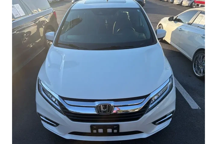 $22135 : Honda Odyssey 2018 Touring 4 image 2