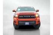 $32031 : Toyota Tundra 2015 4x4 SR5 4 thumbnail