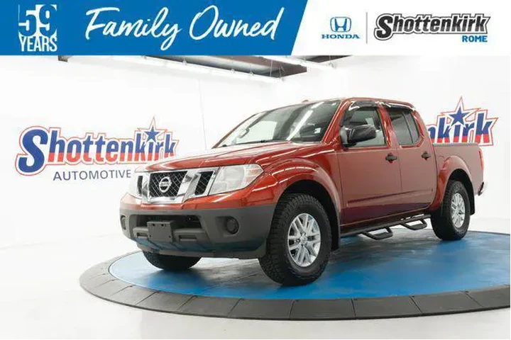 $15000 : Nissan Frontier 2014 4x4 SV image 1