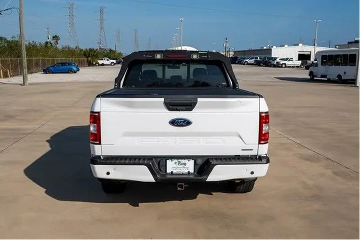 $28508 : Ford F-150 2019 4x4 XLT 4dr image 3