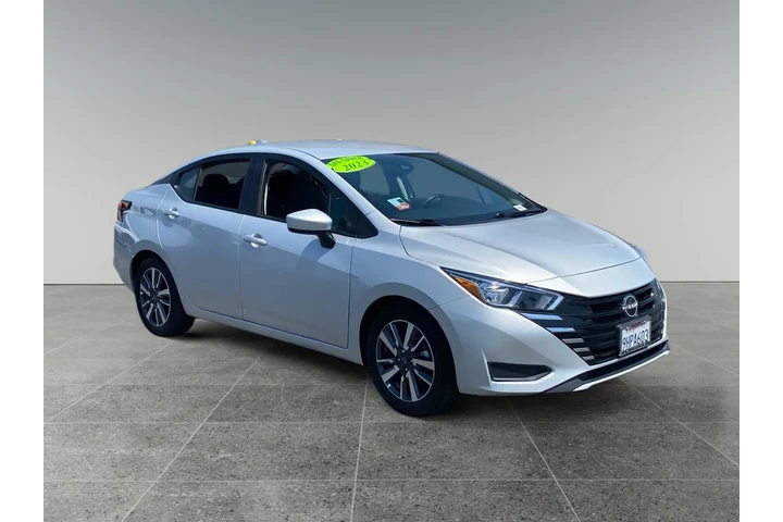 $24164 : Nissan Versa 2023 SV 4dr Sed image 7