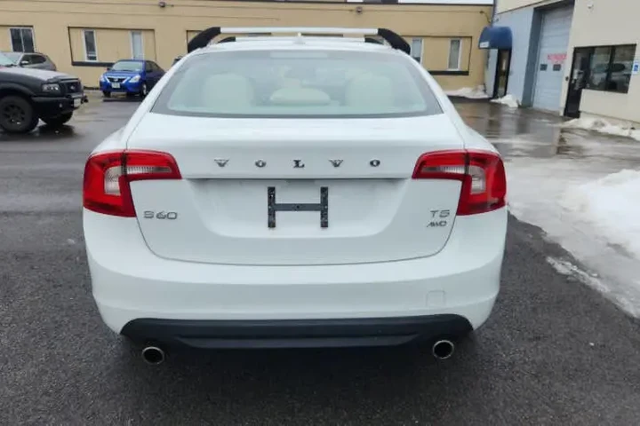 $8295 : 2013 S60 T5 Platinum image 6