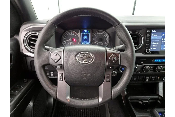 $34998 : Toyota Tacoma 2022 4x4 SR5 V image 10