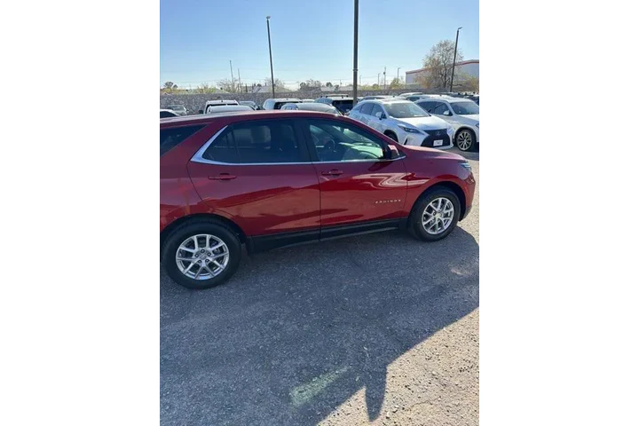 $21662 : Chevrolet Equinox 2023 LT 4d image 8