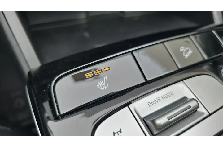 $27733 : Hyundai TUCSON Hybrid 2024 A image 9