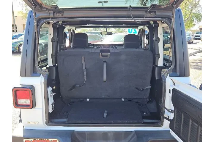 $25990 : Jeep Wrangler 2020 4x4 Sport image 7