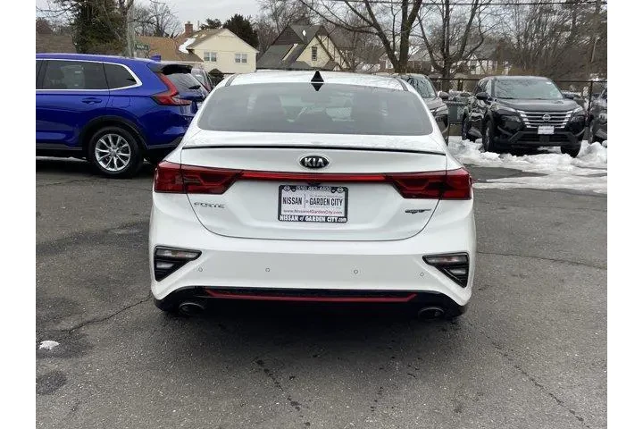 $14487 : Kia Forte 2021 GT 4dr Sedan image 5