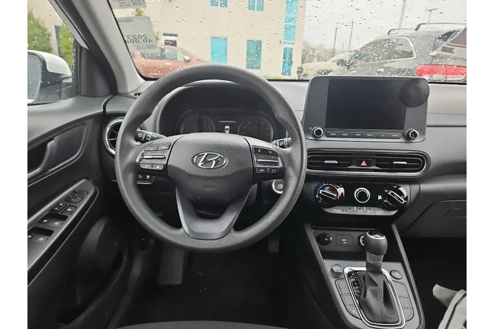 $20774 : Hyundai KONA 2023 AWD SEL 4d image 9