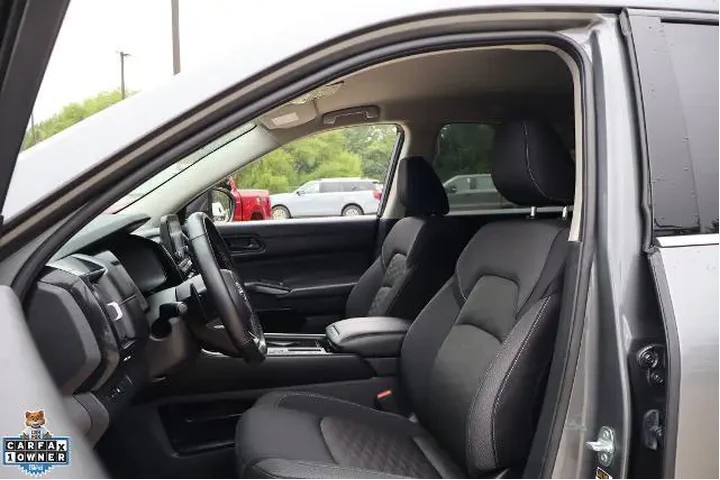 $28495 : Nissan Pathfinder 2024 SV 4d image 10