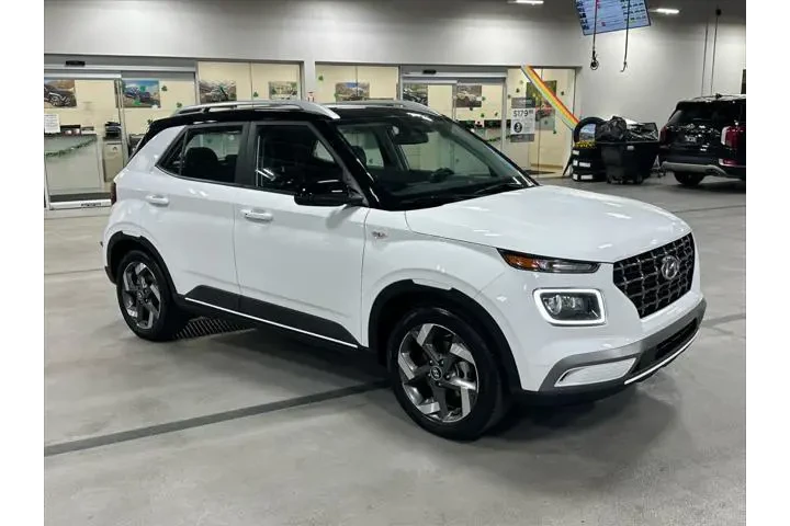 $18207 : Hyundai VENUE 2023 Limited 4 image 10