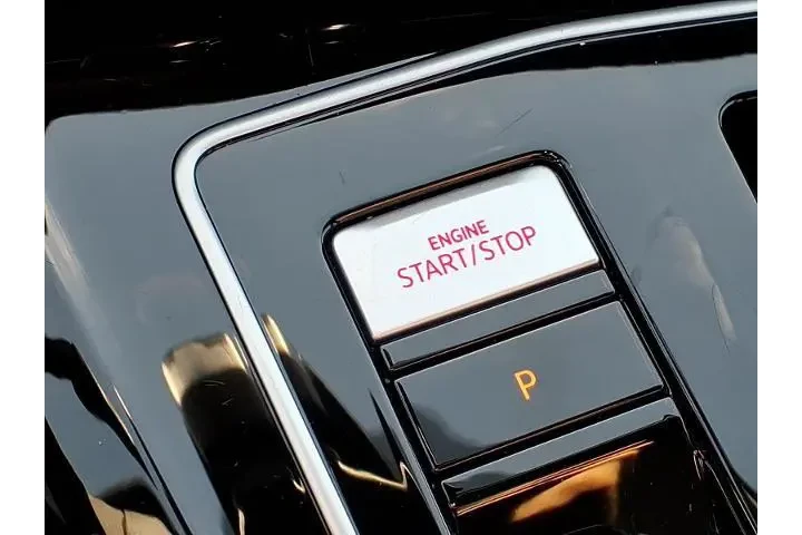 $25984 : Volkswagen Golf GTI 2024 S 4 image 9