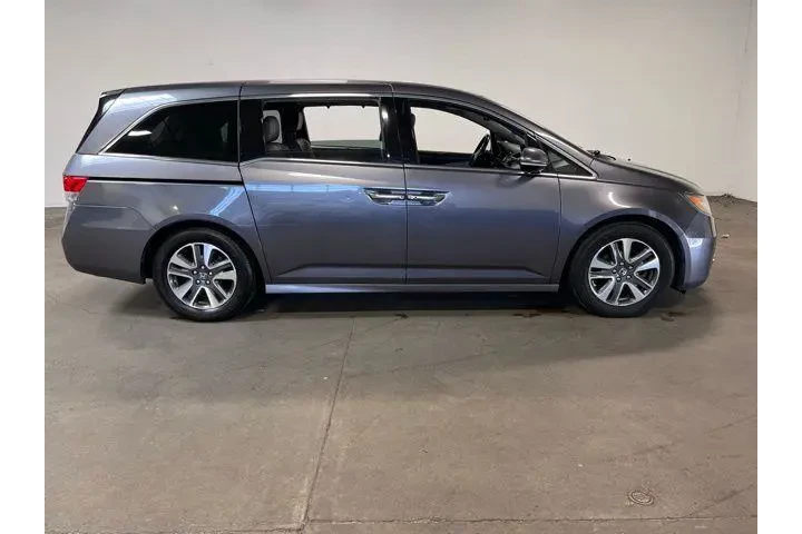 $17961 : Honda Odyssey 2015 image 2